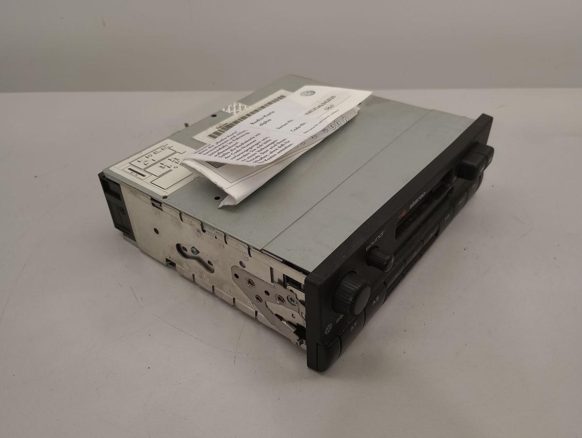 VW Golf IV orig Radio Alpha mit Code 6X0035153A Bj 2003