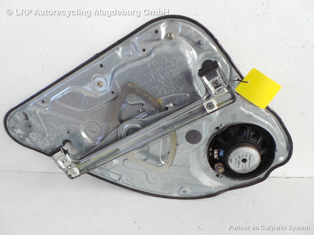 Ford C-MAX Bj.2004 Fensterheber manuell hinten rechts Brose 3M51R264A26EP