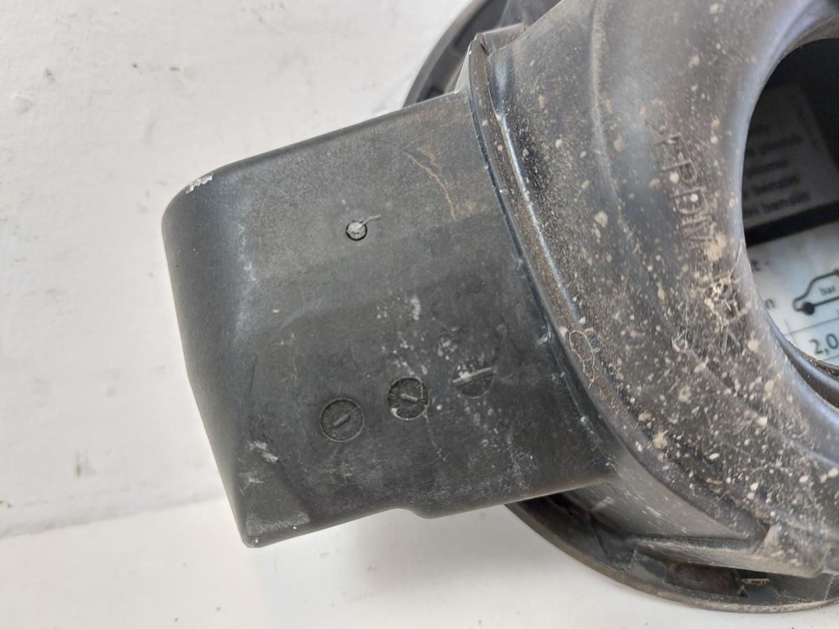 VW Golf 5 V 1K Tankklappe Tankdeckel LA5G Perlblau