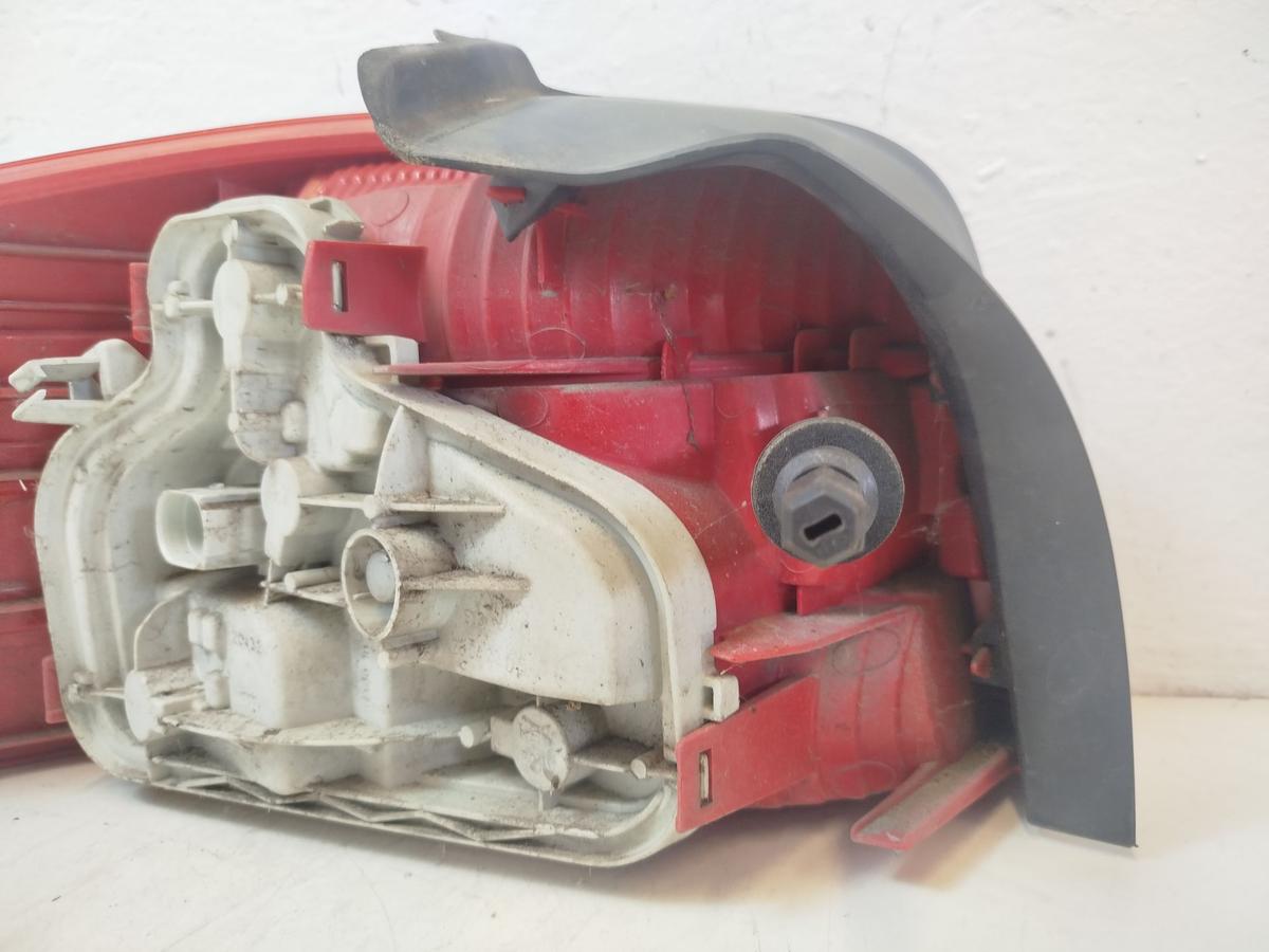 Audi A3 8P R&uuml;ckleuchte rechts R&uuml;cklicht Heckleuchte nur 3 t&uuml;rer bis 2008