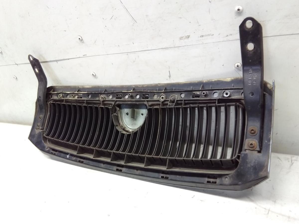 Skoda Fabia 1 6Y original Kühlergrill mit Rahmen LF7U Stonegreymetallic BJ2004