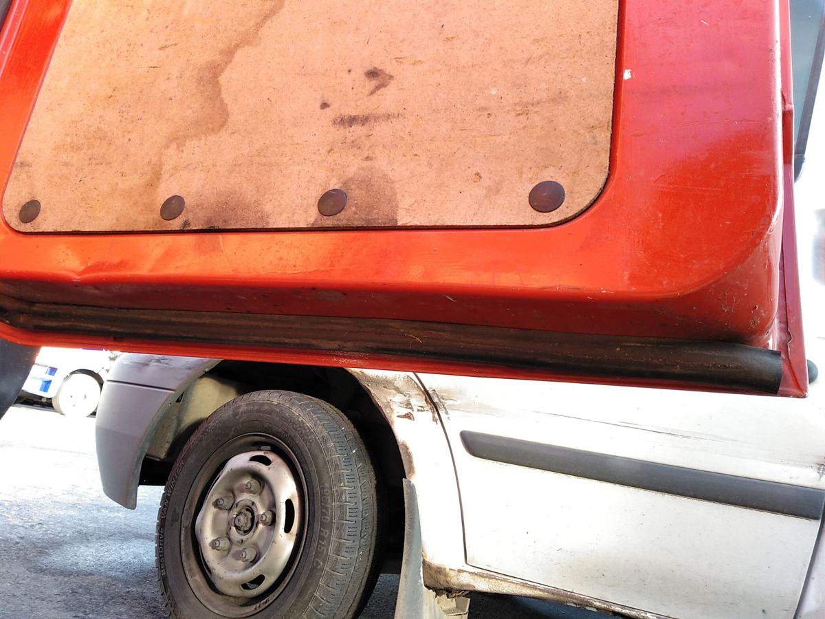 Ford Transit 6 TT9 Heckfl&uuml;gelt&uuml;r Heckt&uuml;r rechts Kasten Mittelhochdach Bj.2007