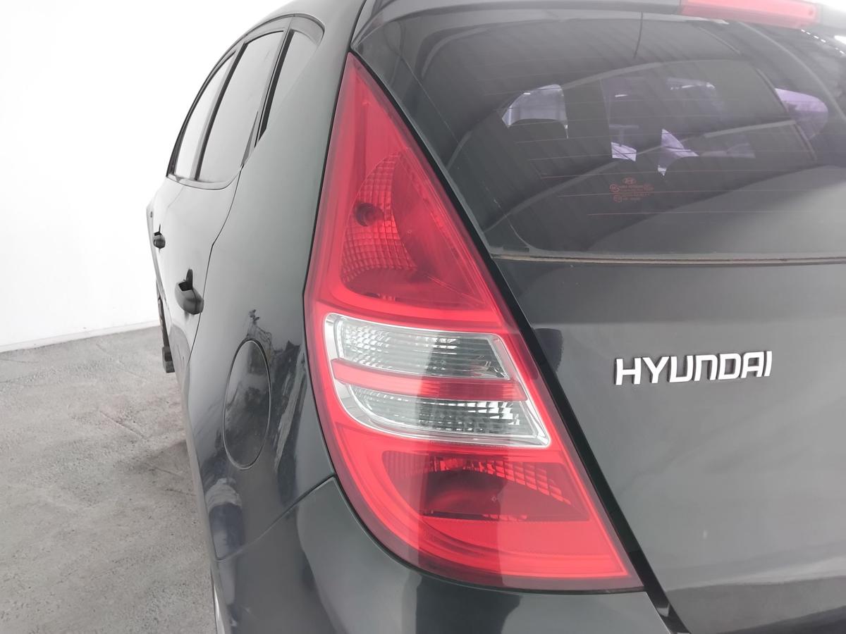 Hyundai i30 FD original R&uuml;ckleuchte Heckleuchte links Flie&szlig;heck BJ2008