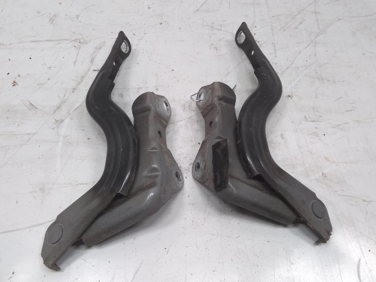 Hyundai i30 Kombi GD original Satz Scharniere Motorhaube BJ2015