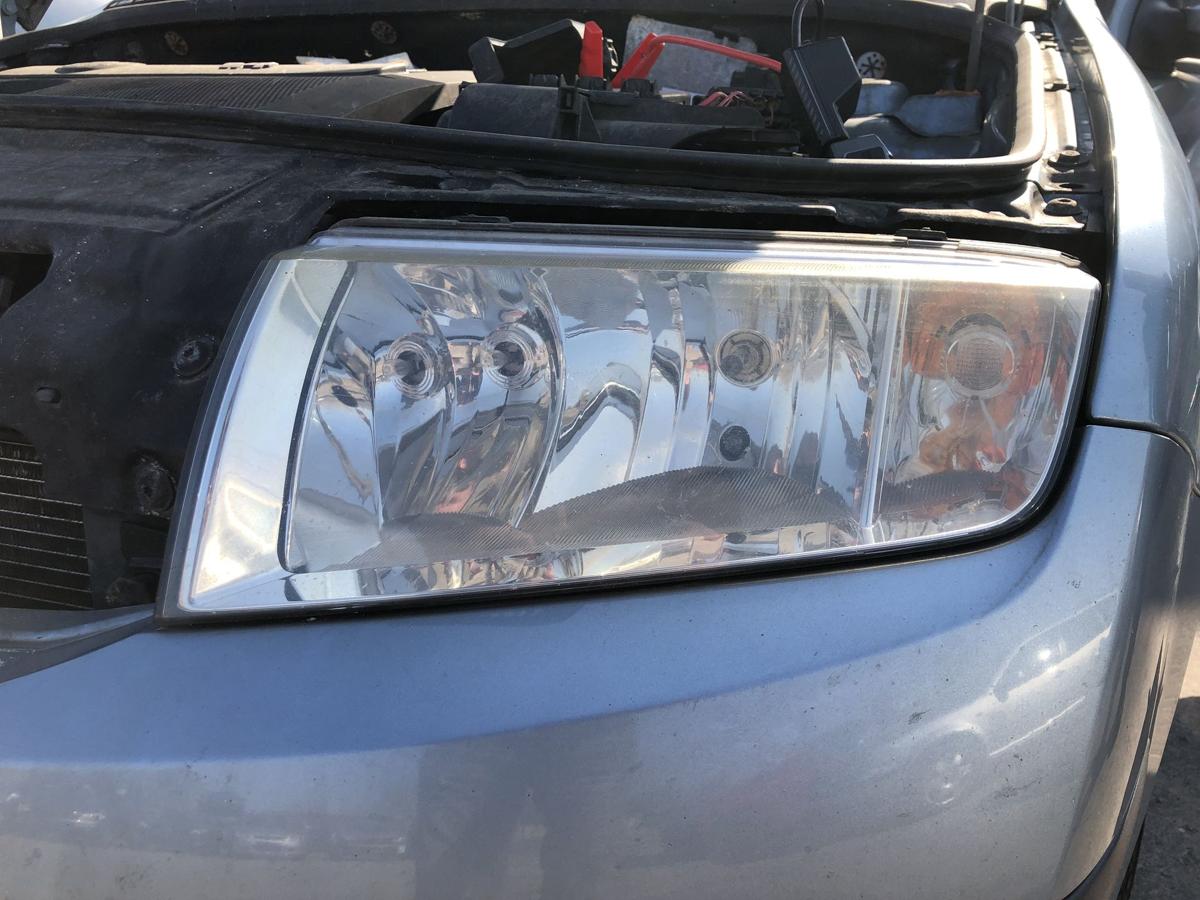 Skoda Fabia 6Y Scheinwerfer vorn links Frontscheinwerfer Lampe Halogen