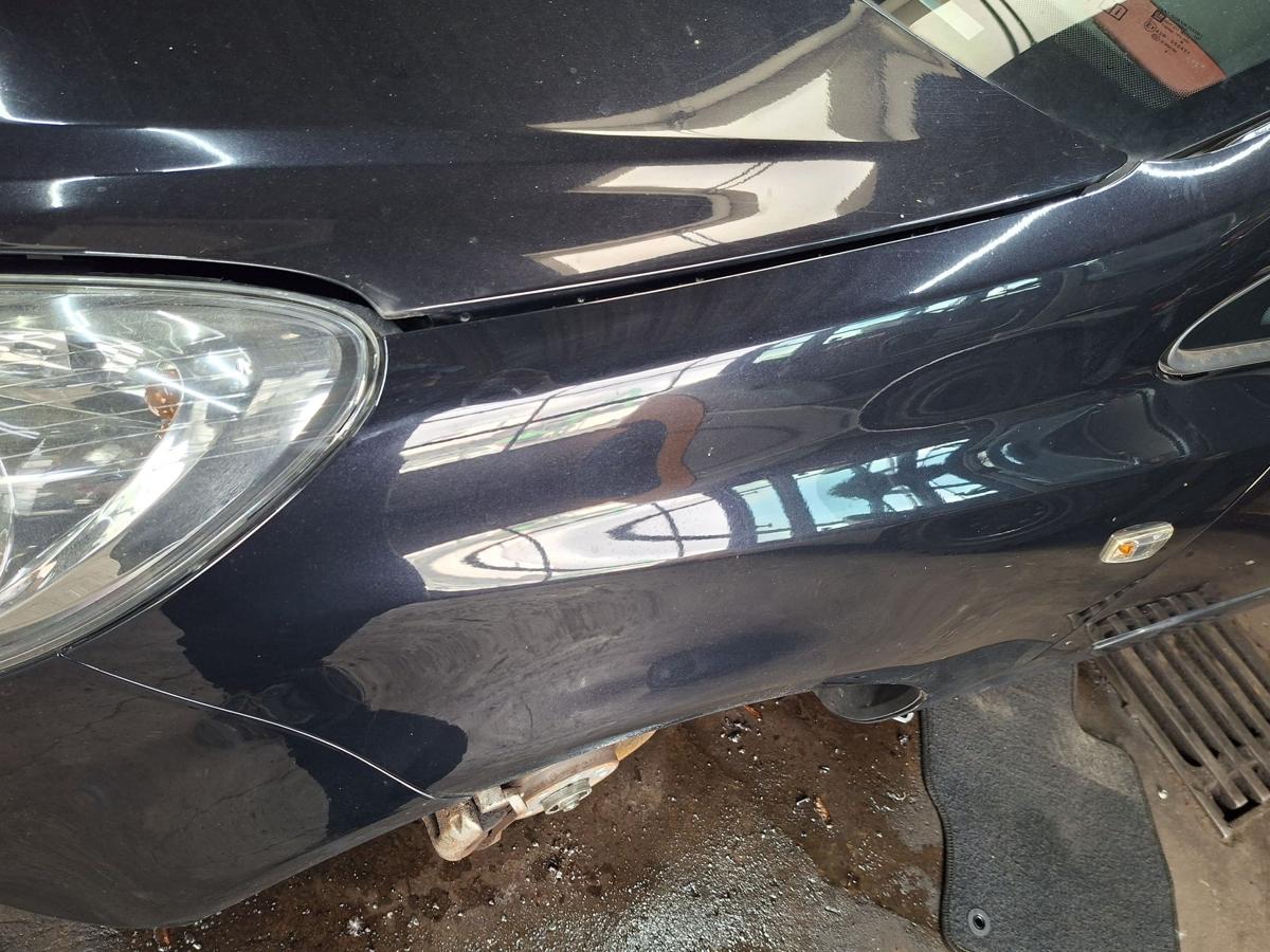 Opel Corsa D orig Kotflügel links Fahrerseite 2HU Saphirschwarz Metallic Bj 2007