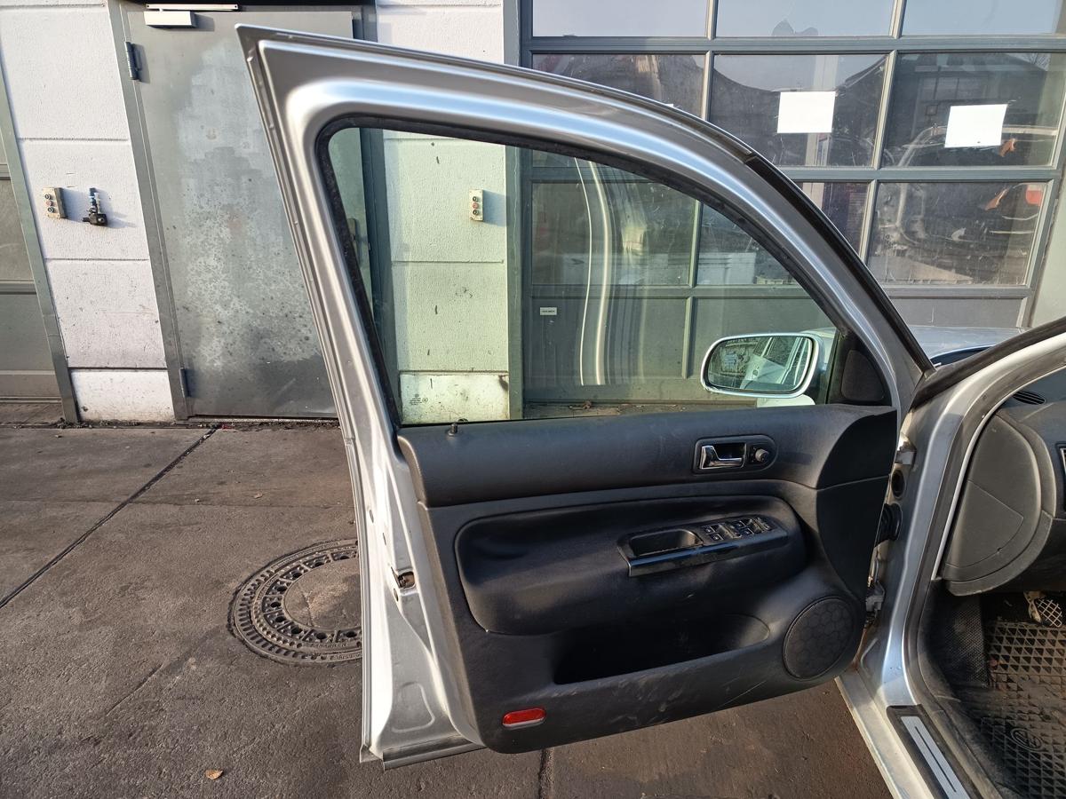 VW Golf IV Kombi original T&uuml;r vorne links LA7W Silber Baujahr 2003