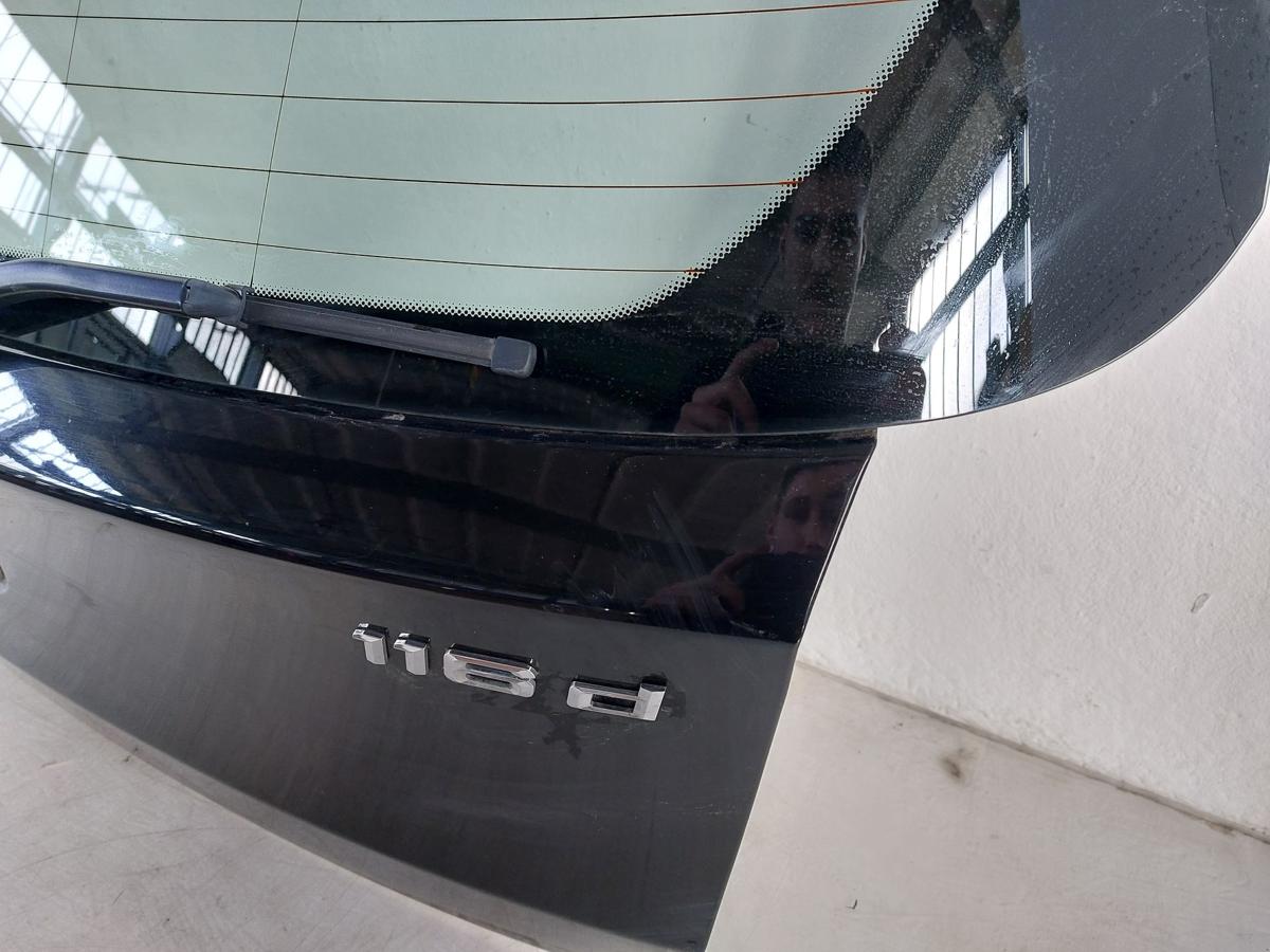 BMW 1er E87 LCI Heckklappe mit Heckscheibe 5 t&uuml;r Kofferklappe 668 schwarz II