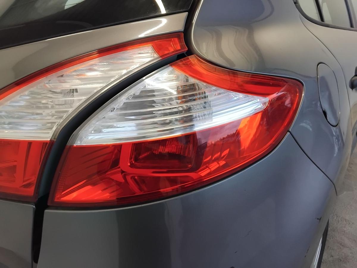 Renault Megane 3 Fließheck orig.Rückleuchte Heckleuchte rechts außen BJ2011 5-türig