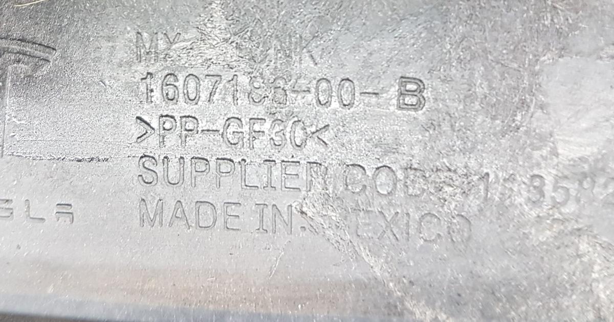 Tesla Model X Gep&auml;ckwanne vorn Bj2022 1607186-00-B Laderaumwanne vorn