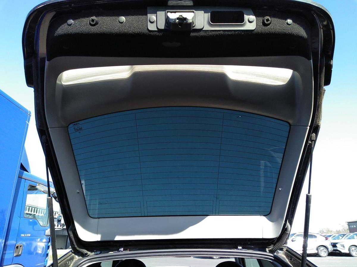 Mercedes C203 Sportcoupe Heckklappe tansanitblaumetallic 359 mit Scheibe Bj2006