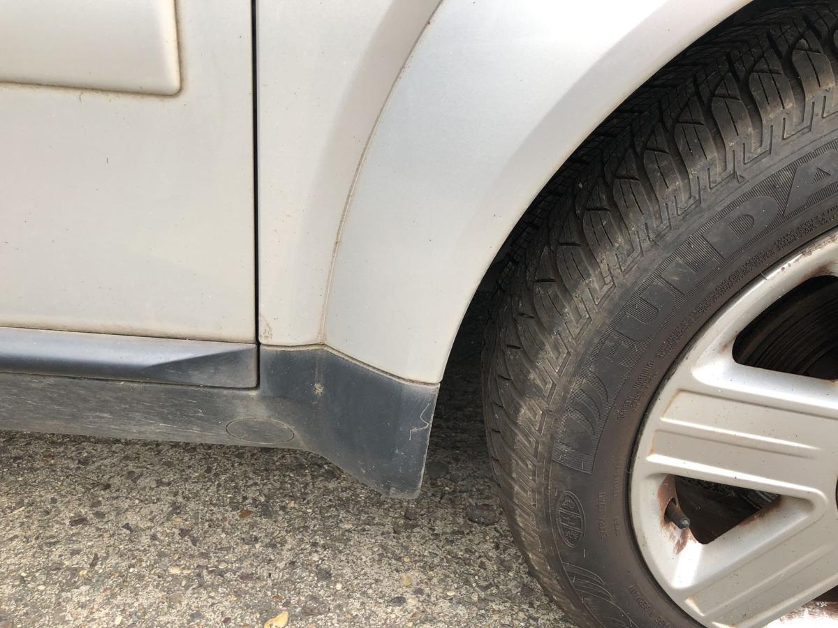 Audi A2 8Z Kotflügel Fender vorn rechts Beifahrerseite LY7W Lichtsilber