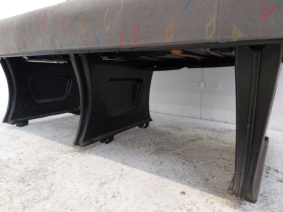 VW LT Typ 2D 3er Sitzbank hinten R&uuml;cksitzbank Sitzbank R&uuml;ckbank Text lesen