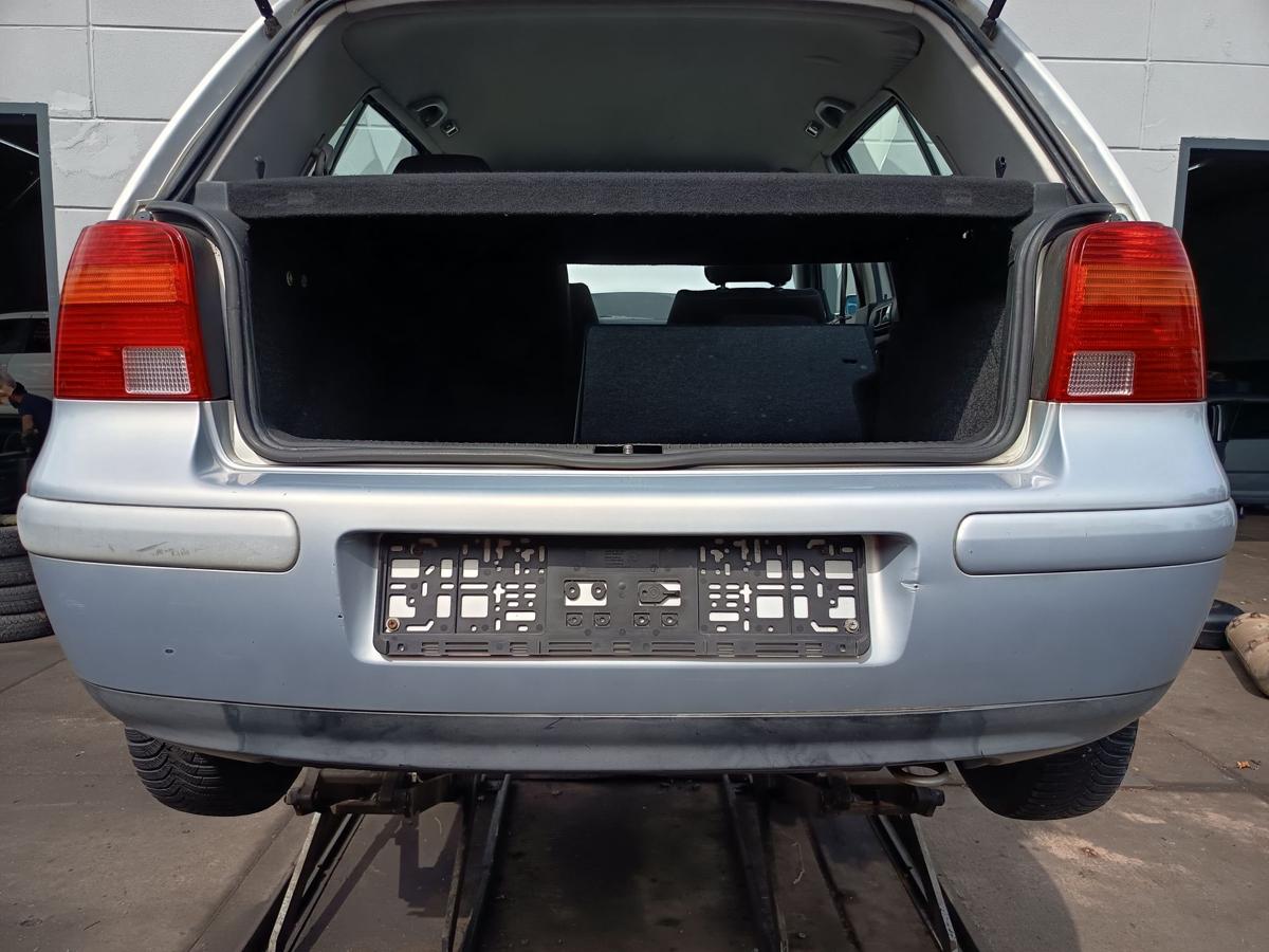 VW Golf IV original Sto&szlig;stange F&auml;nger hinten Heck B7Z Satinsilber Bj 1998