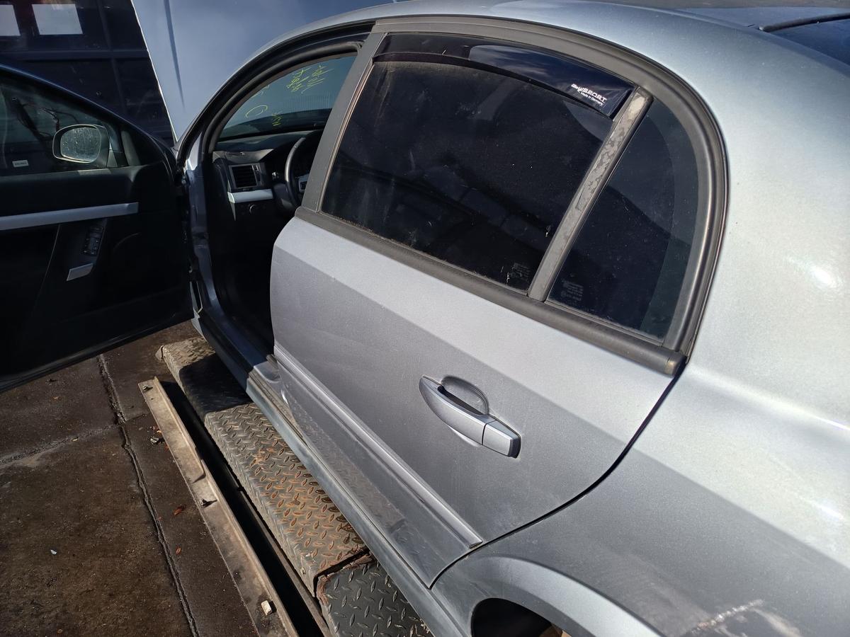 Opel Vectra C original Tür hinten links Fond Z163 Lichtsilber Bj 2004