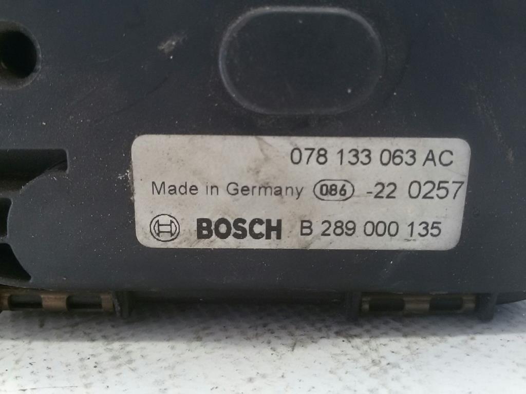 Audi A4 S4 B5 original Drosselklappe B289000135 BJ1997