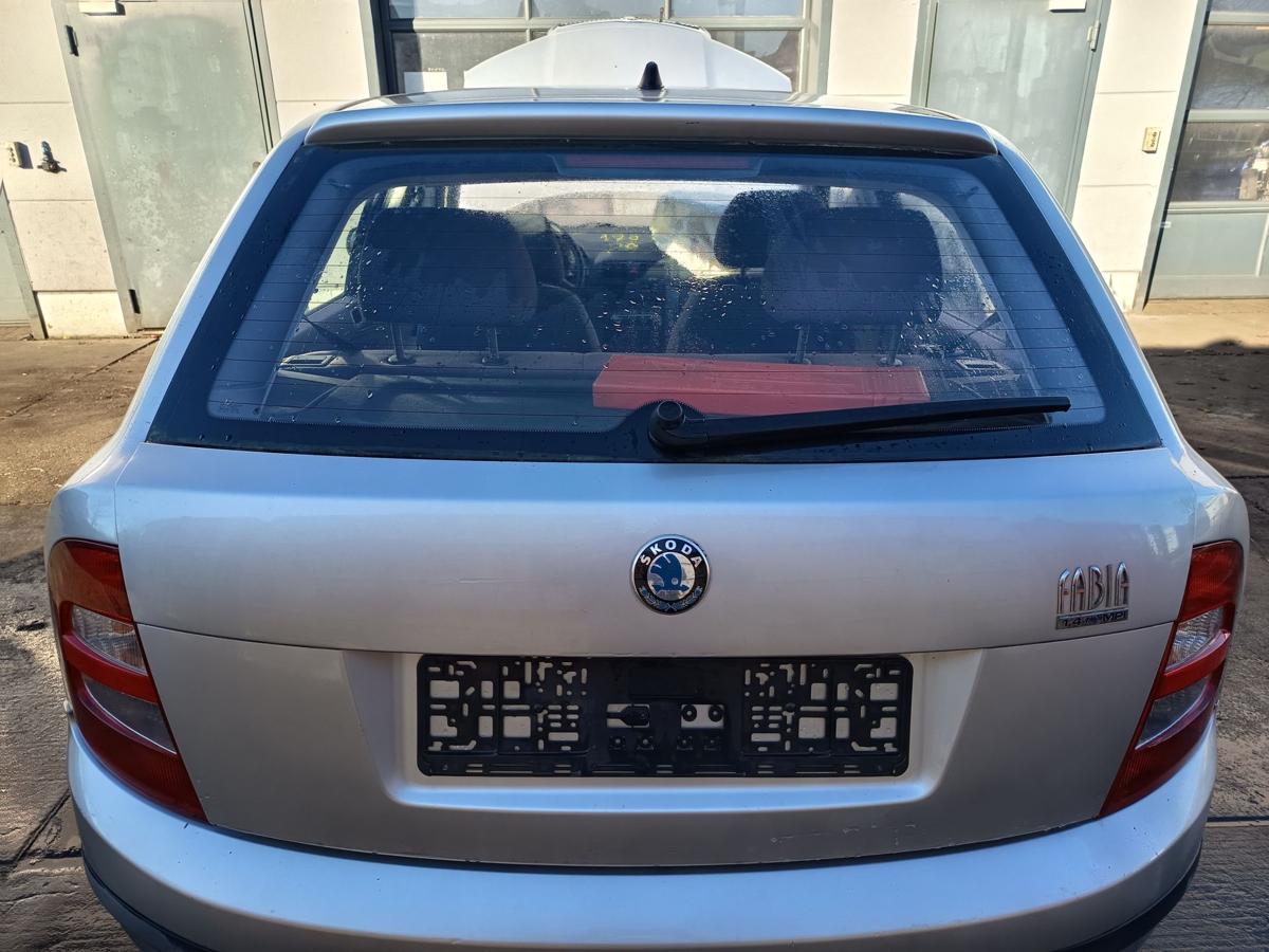 Skoda Fabia 6Y Limo original Heckklappe mit Scheibe F7T Diamantsilber Bj 2002