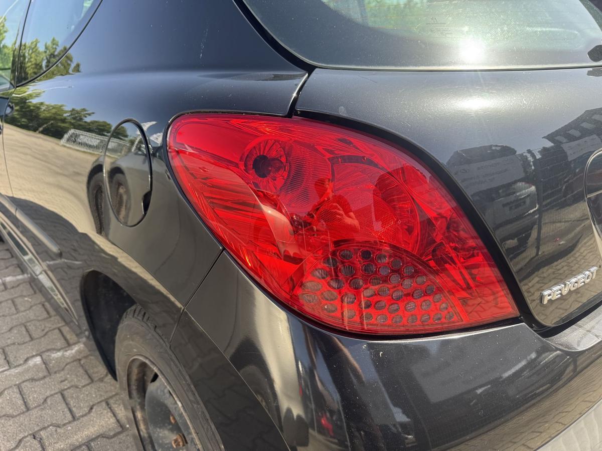 Peugeot 207 original R&uuml;cklicht R&uuml;ckleuchte Schlussleuchte links Bj.2008