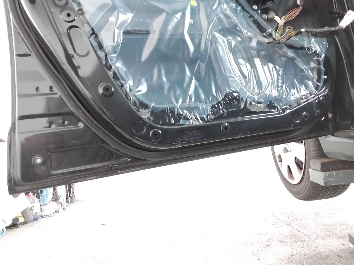 Toyota Corolla Verso II AUR10 Tür vorn links Fahrertür BJ2006 209 night sky black perleffekt