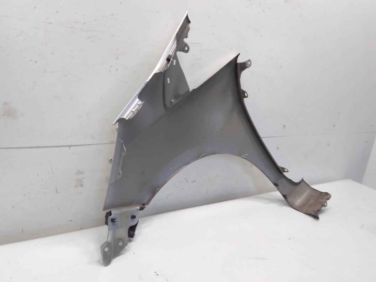 Honda Jazz 2 GG original Kotflügel vorn rechts ohne Blinkerloch BJ2009 silbermetallic