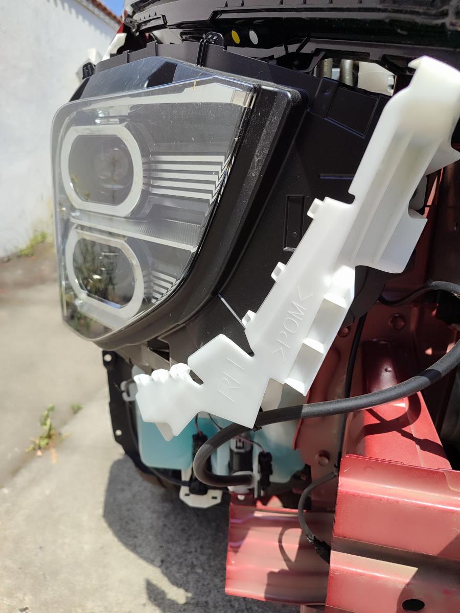 Mitsubishi Eclipse Cross original LED Scheinwerfer rechts Facelift ab 03/2021