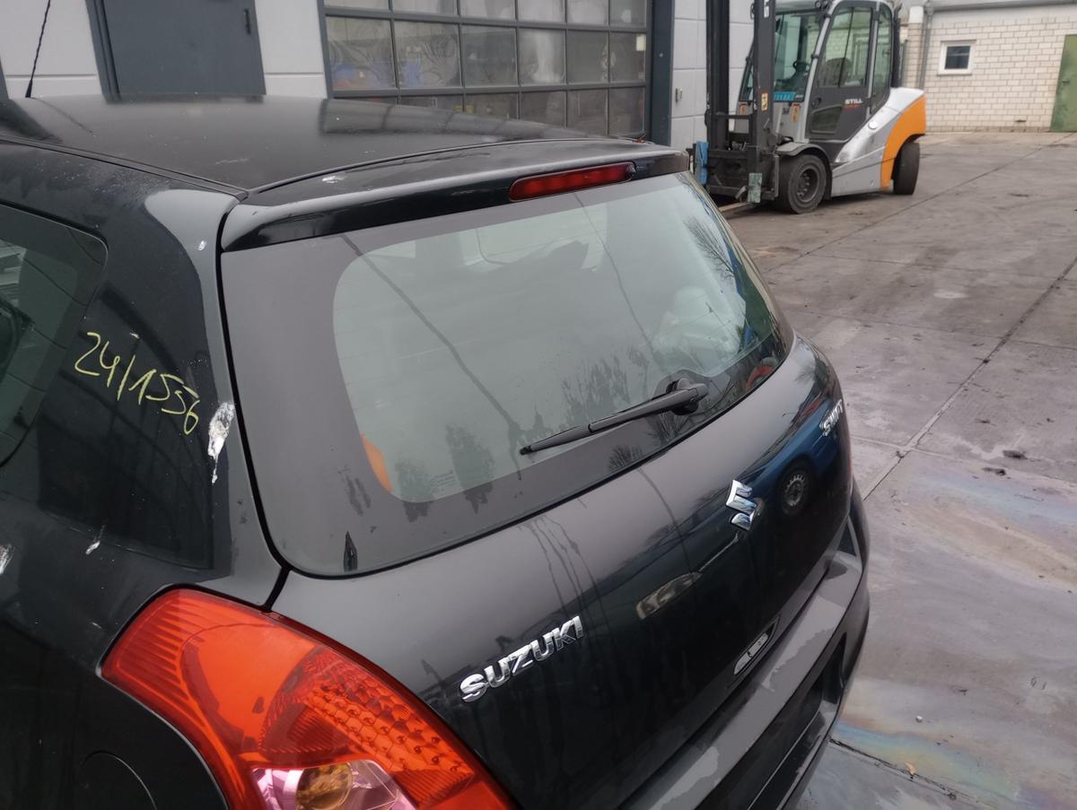 Suzuki Swift IV Heckklappe mit Scheibe Deckel hinten ZCE Cosmic Black Bj 2010