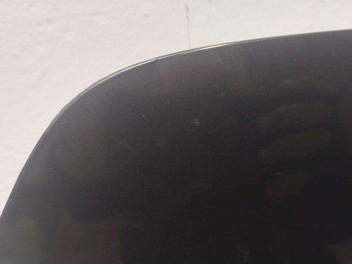 Nissan Leaf ZE1 40kWh Klappe Deckel Ladeanschluss vorn Z11 schwarz