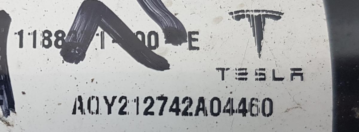 Tesla Model Y Federbein vorn links Bj2022 1188371-00-E Dualmotor Performance