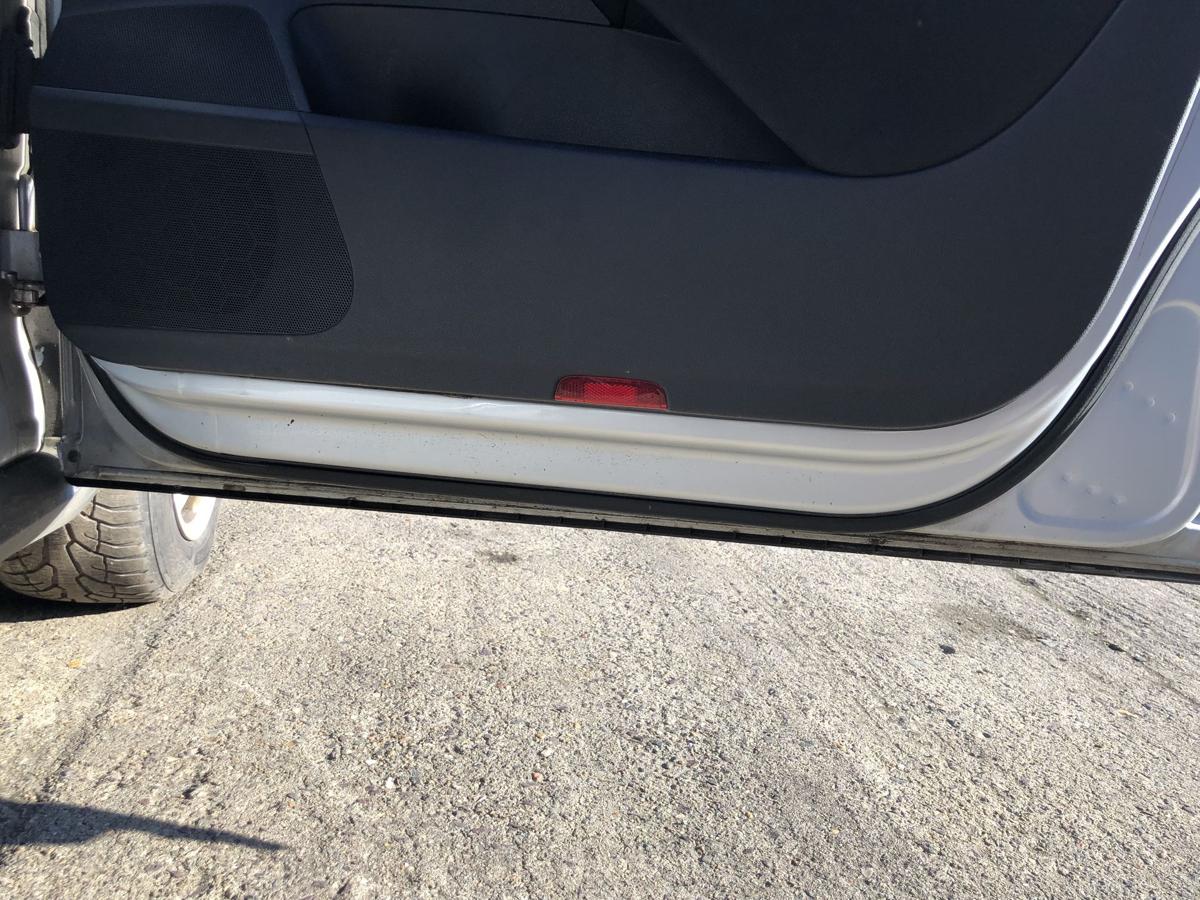 VW Passat 3C B6 T&uuml;r vorn rechts Beifahrert&uuml;r im Rohbau LA7W Reflexsilber Met