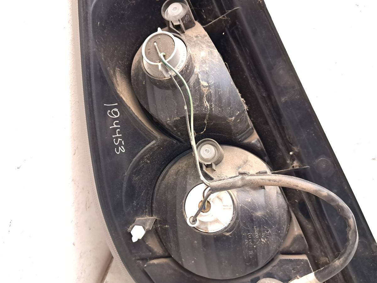 Suzuki Liana Kombi original R&uuml;ckleuchte Schlussleuchte rechts Facelift BJ2006