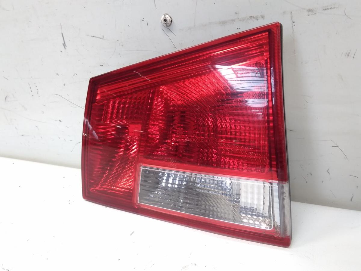 Opel Vectra C Caravan orig R&uuml;ckleuchte Heckleuchte innen rechts BJ2004 24469464