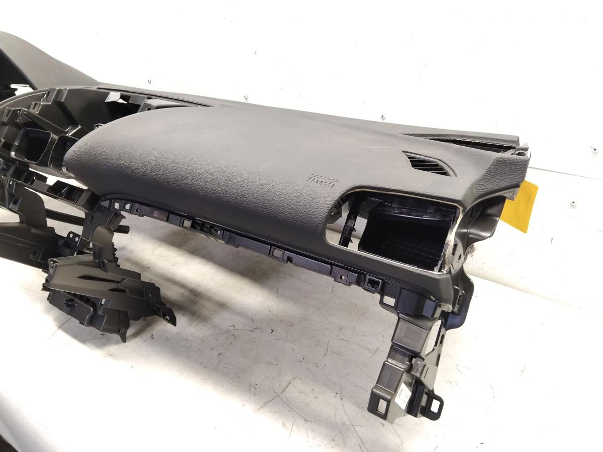 Mitsubishi Eclipse Cross original Armaturenbrett Cockpit Facelift Bj.2024