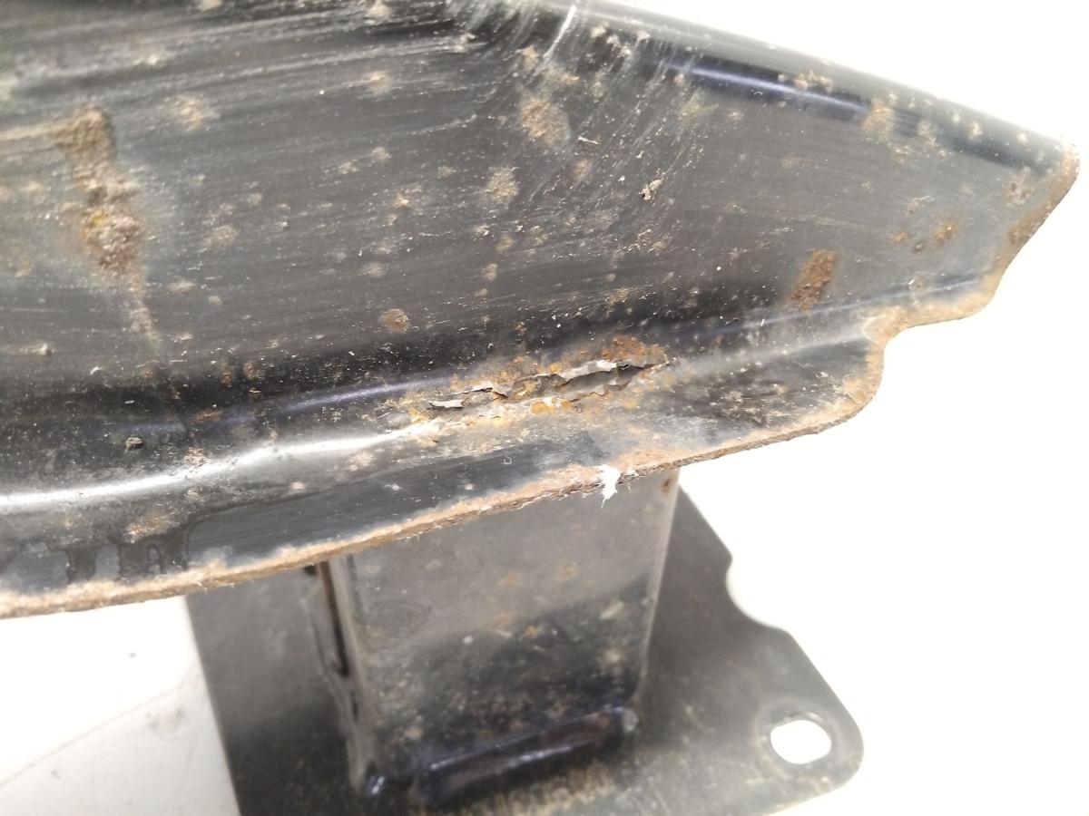 VW Polo 6R original Tr&auml;ger Verst&auml;rkung Sto&szlig;f&auml;nger hinten Bj.2010