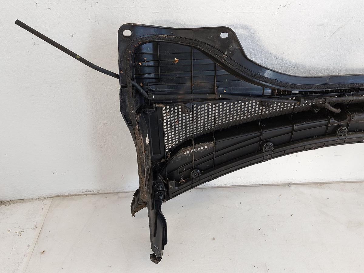 Hyundai i30 PD Mild Hybrid Windlauf Frontscheibe Abdeckung Wischer