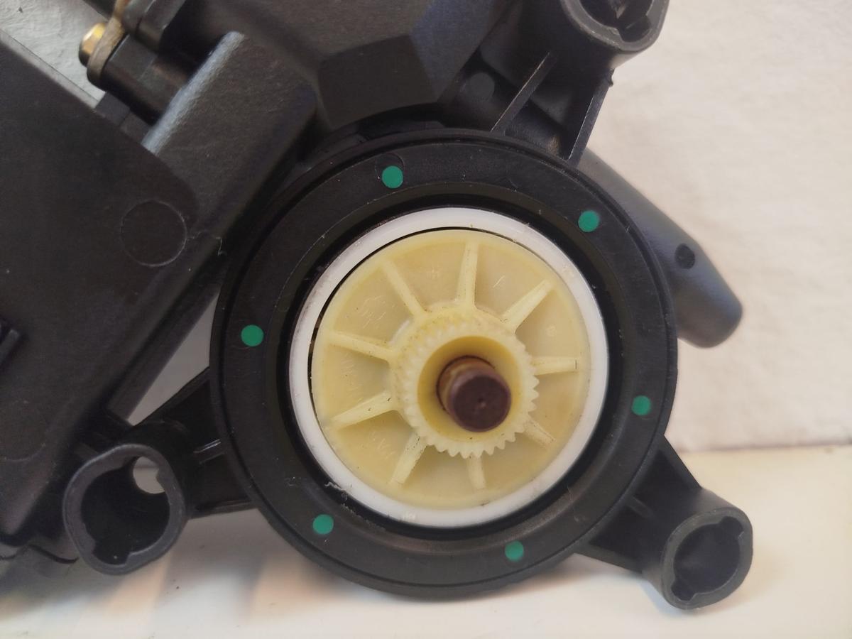 Skoda Fabia 6Y Fensterhebermotor vorn links Hebermotor Motor Fensterheber