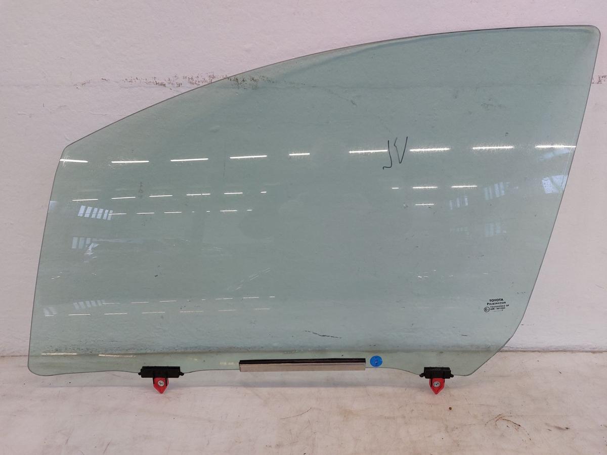 Toyota Yaris XP13 T&uuml;rscheibe vorn links Seitenscheibe f&uuml;r 5 t&uuml;rer Fenster
