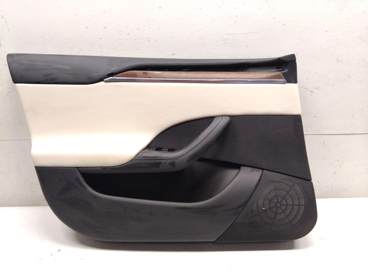 Tesla Model S 2.Facelift original Türverkleidung vorn links cream Bj.2023