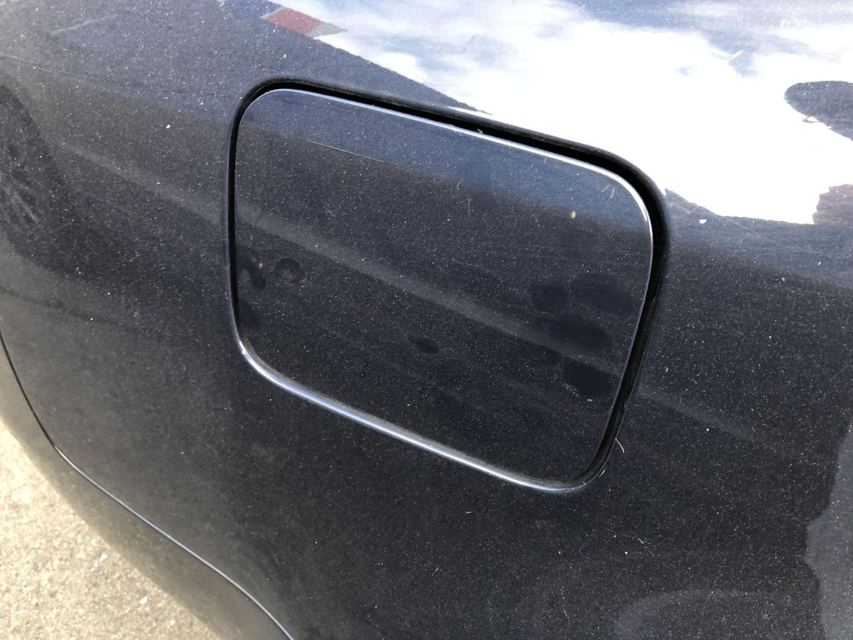 Audi A4 8H B6 Cabrio Tankklappe Tankdeckel Tankverschluss LZ5J Moroblaumetallic