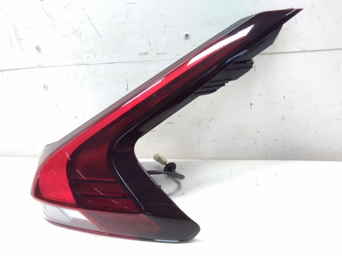 Mitsubishi Eclipse Cross original R&uuml;ckleuchte Schlussleuchte rechts aussen