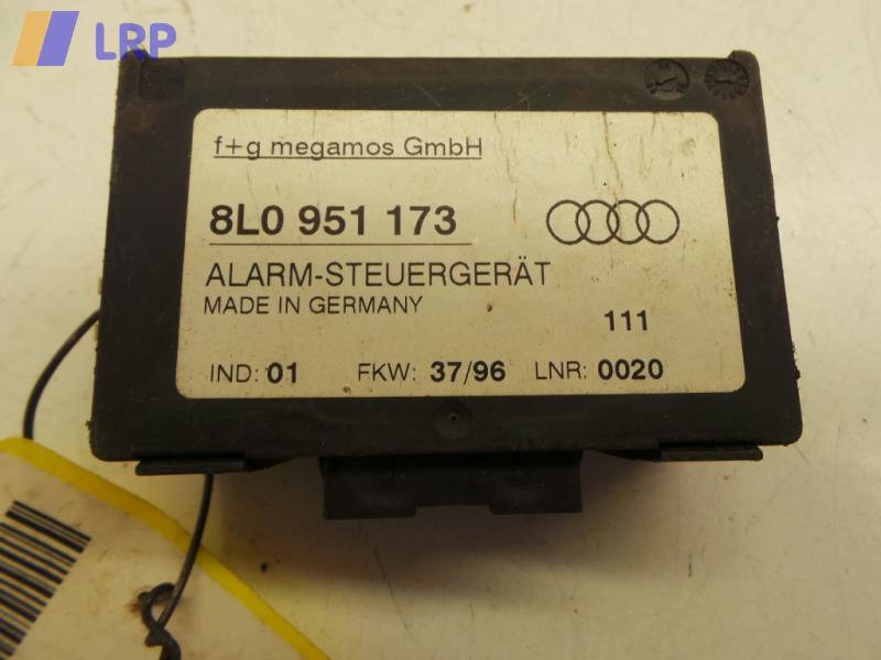 Audi A8 D2 Bj.1998 Steuergerät Diebstahlwarnanlage 8L0951173 MEGAMOS