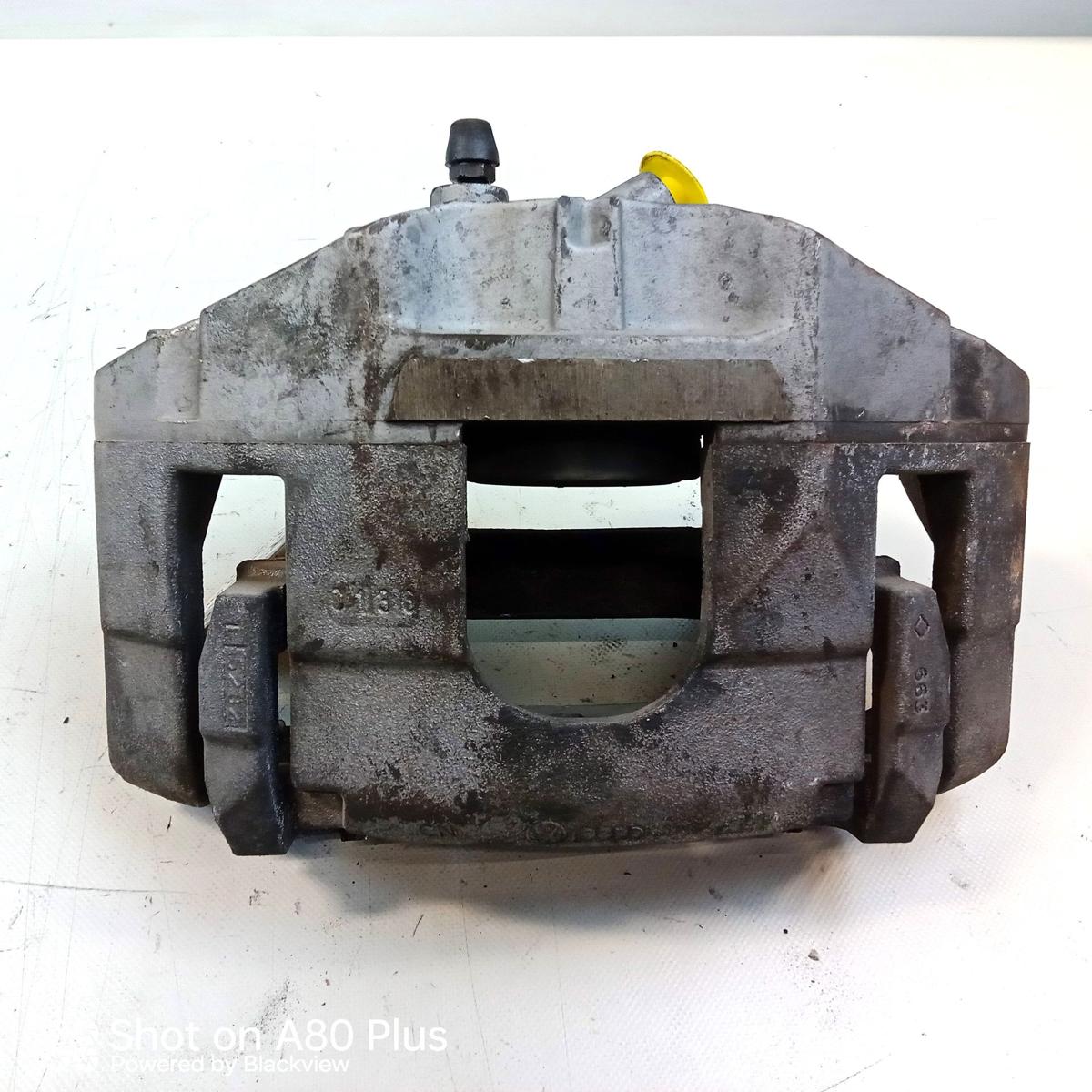 Audi A3 8P Quattro original Bremssattel Vorderachse rechts 345x30mm Bj.2004