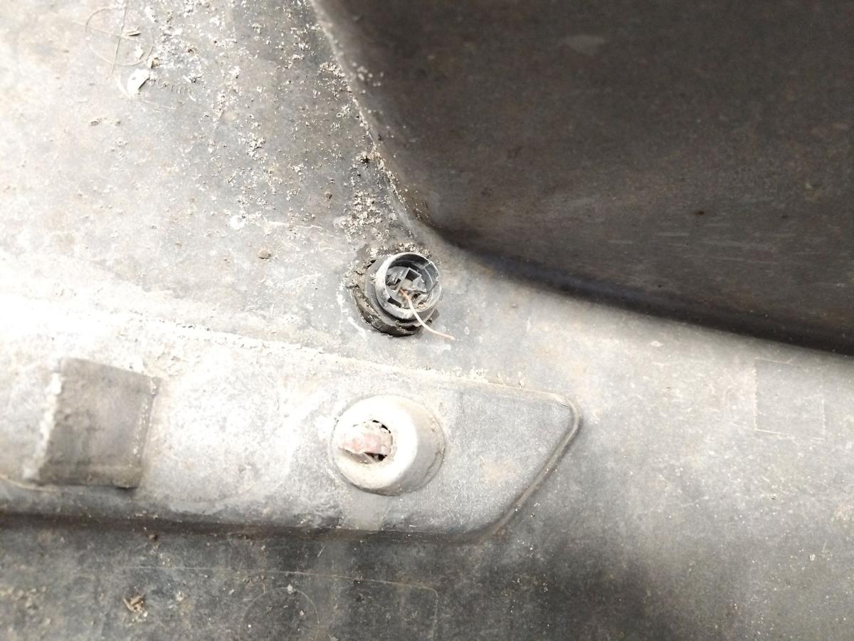 Ford Mondeo 4 BA7 Turnier Stoßstange Stoßfänger hinten Hypersilbermetallic BJ2009