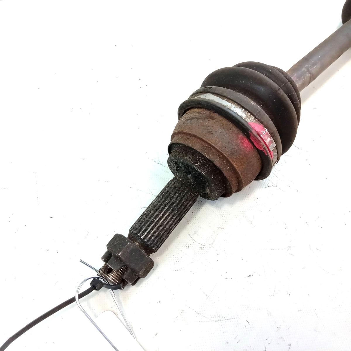 Hyundai Accent X3 original Antriebswelle Gelenkwelle vorn links 1.5 65kw G4EK