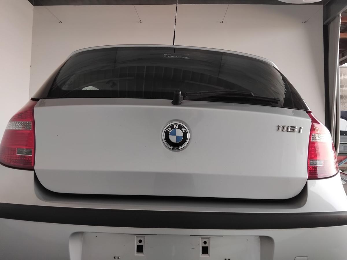 BMW 1er E81 Heckklappe titansilbermetallic 354 inkl. Scheibe 3-Türer BJ2008