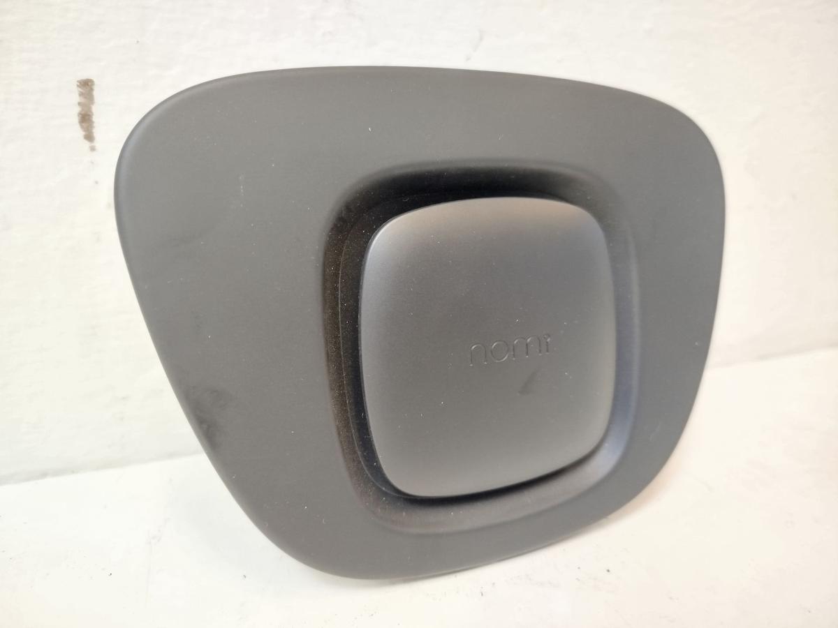 NIO EL6 Elektro SUV Nomi Assistent Armaturenbrett mitte oben OEM