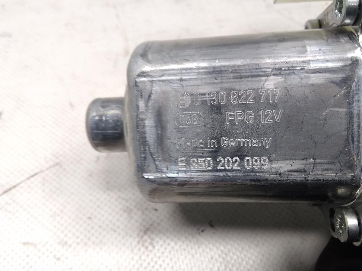 Skoda Karoq Bj.2022 original Fensterhebermotor vorn links 0130822717