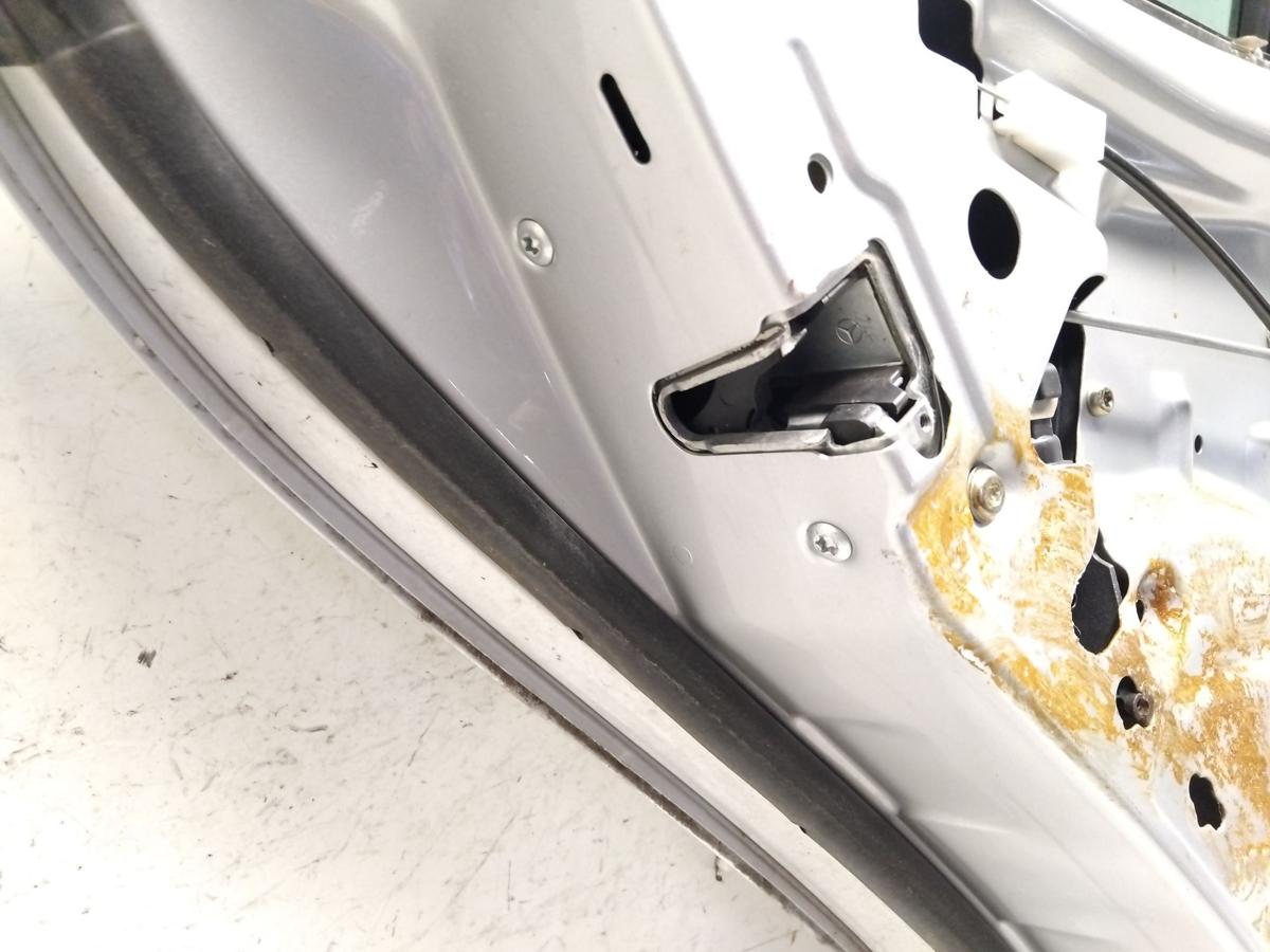 Mercedes E-Klasse W210 T&uuml;r hinten links Limousine Bj.1997