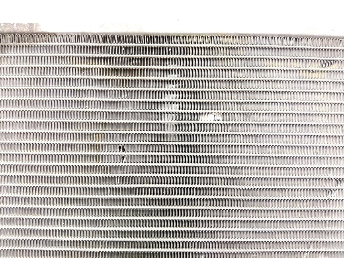 Mercedes Benz M Klasse W163 Wasserkühler Kühler A1635002204 1005600 VALEO BJ2000