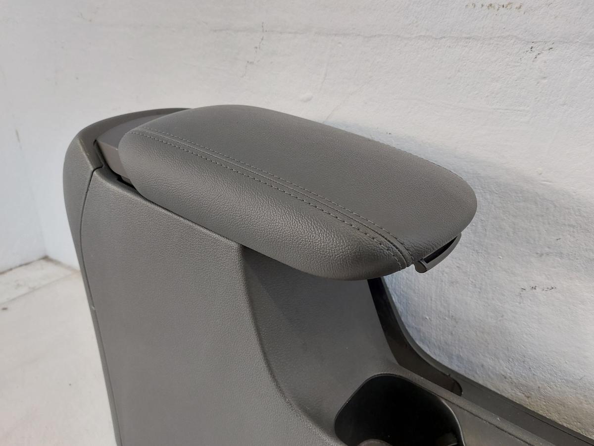 Hyundai i30 PD Mild Hybrid Mittelkonsole Mittelarmlehne Tunnelverkleidung