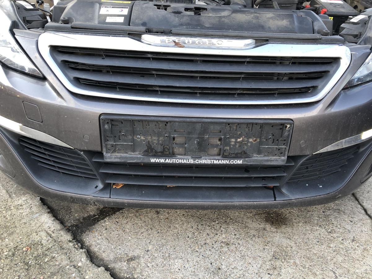 Peugeot 308 SW T9 Sto&szlig;f&auml;nger vorn NSW PDC TFL Moka grau Stossstange SCHADEN